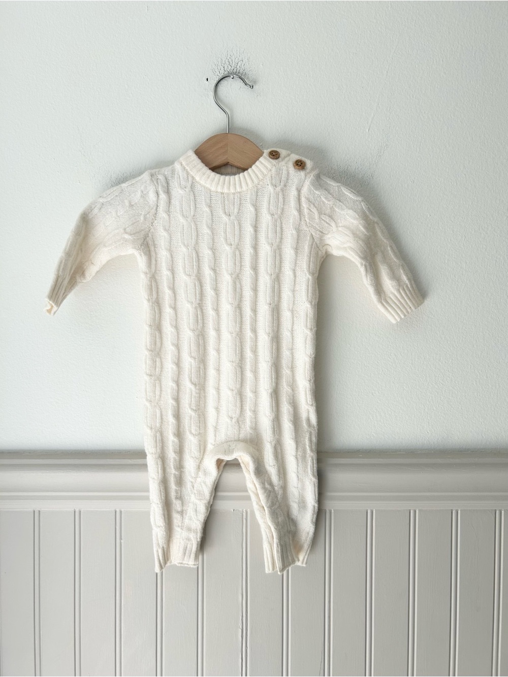 Old Navy 0-3M Cream Cable Knit Baby One Piece Button Shoulder